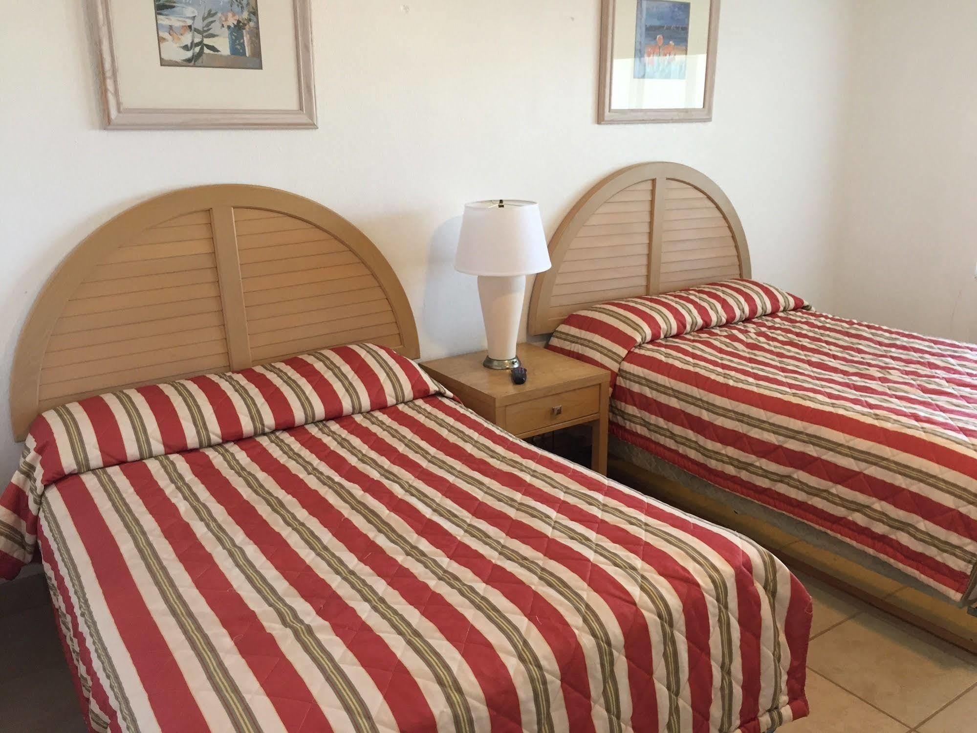 Economy Suites Cypress Gardens Zewnętrze zdjęcie